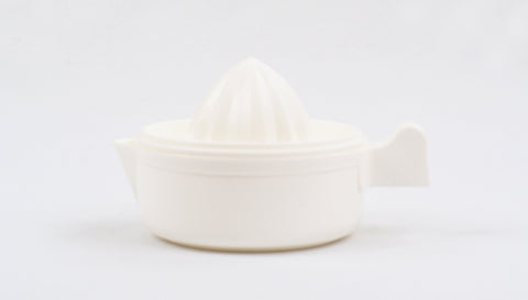 日本製 Inomata 230ml 榨汁器連隔